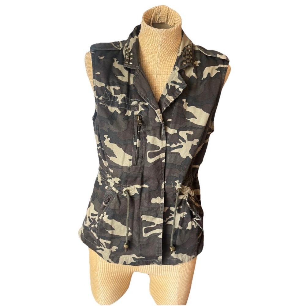 VTG Y2K Last Kiss Camo Vest 100% Cotton Studded Toggle Utility Hip Hop Size LG